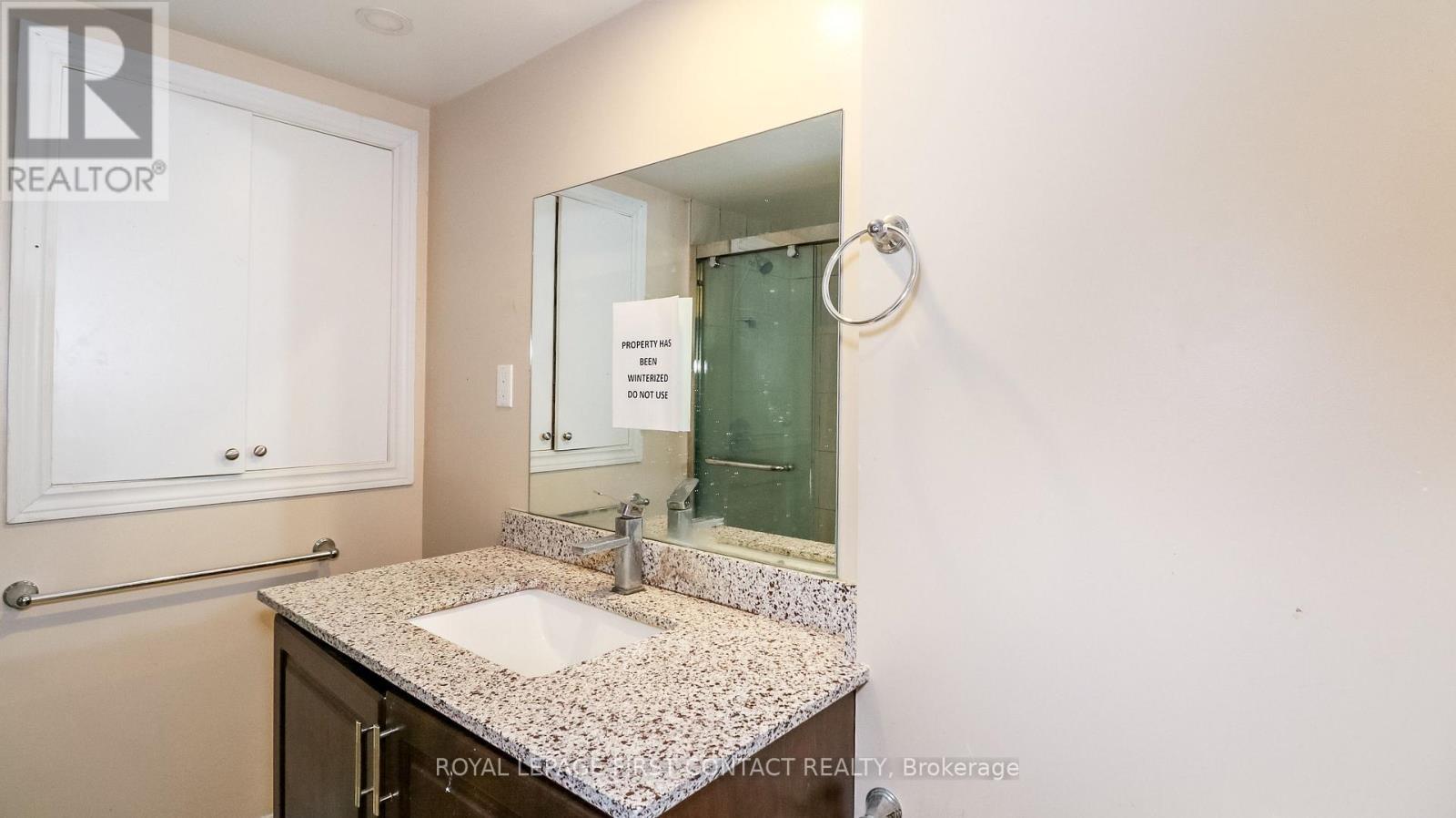 












104 BROWN STREET

,
Barrie,




Ontario
L4N7V6

