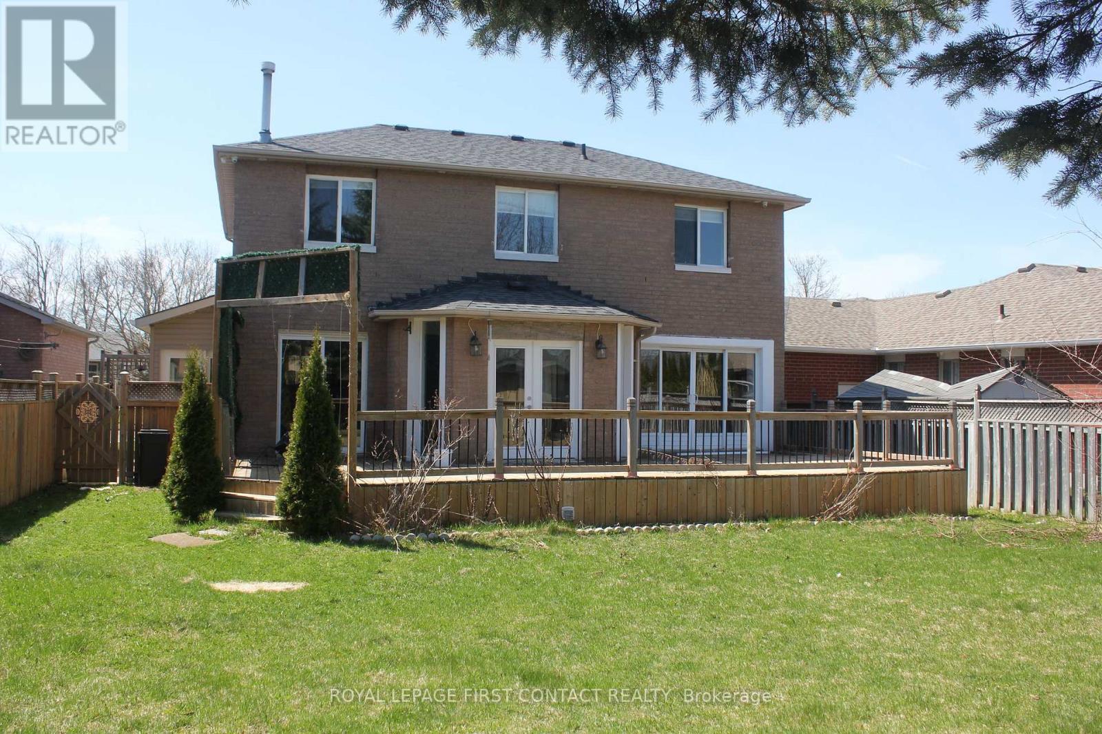 












104 BROWN STREET

,
Barrie,




Ontario
L4N7V6

