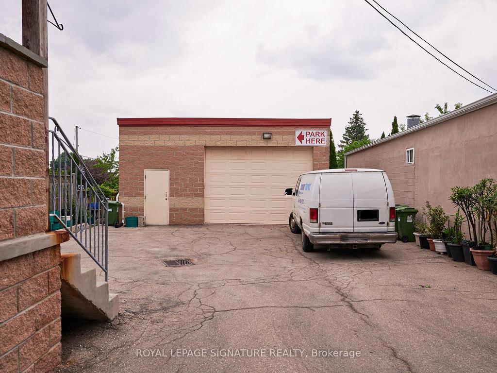 









550


Danforth

Road,
Toronto,




ON
M1K 1C6

