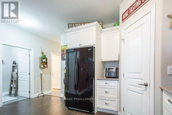 












23 LEDGEROCK COURT

,
Quinte West (Sidney Ward),




Ontario
K8R0A1

