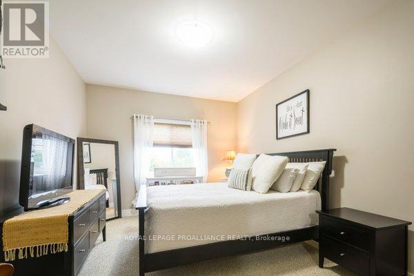 












23 LEDGEROCK COURT

,
Quinte West (Sidney Ward),




Ontario
K8R0A1

