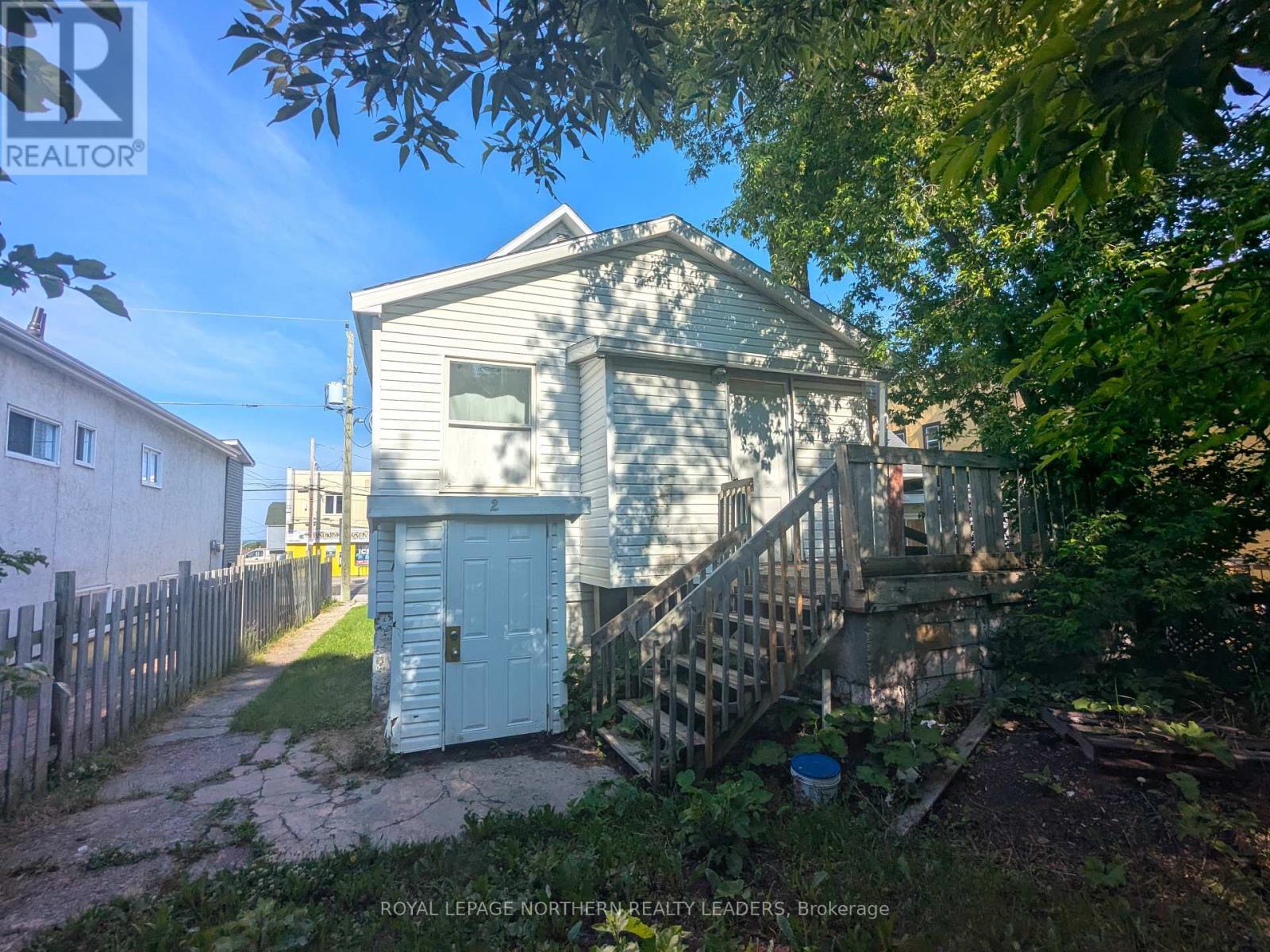 












128 MOUNTJOY STREET S

,
Timmins (TS - SE),




Ontario
P4N1T1

