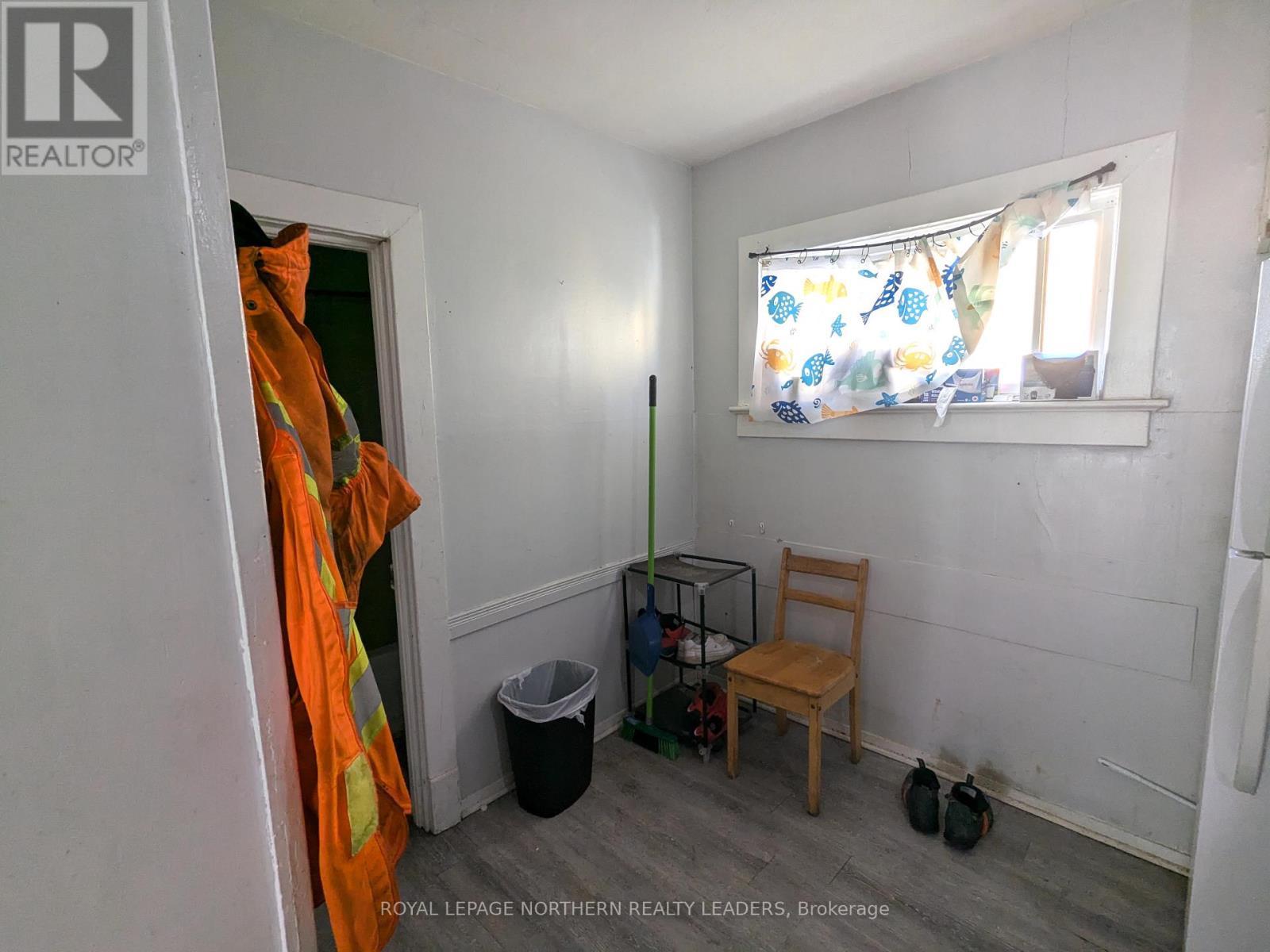 












128 MOUNTJOY STREET S

,
Timmins (TS - SE),




Ontario
P4N1T1

