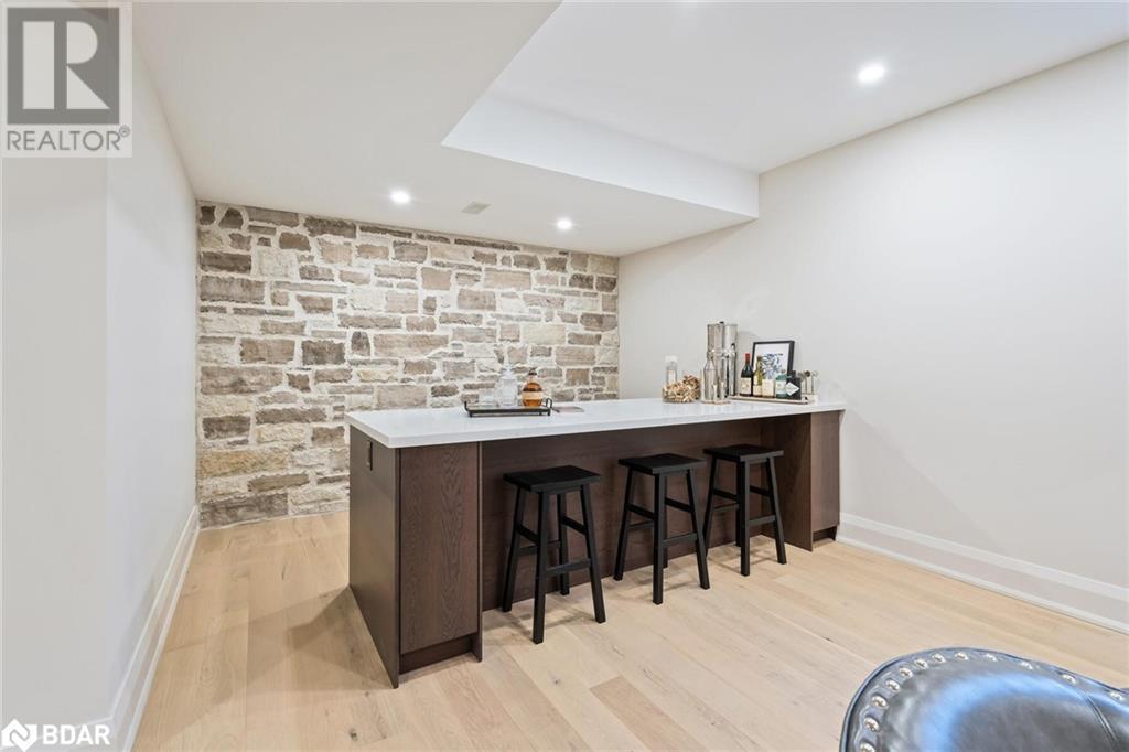












166 MILL Street

,
Georgetown,




Ontario
L7G2C3

