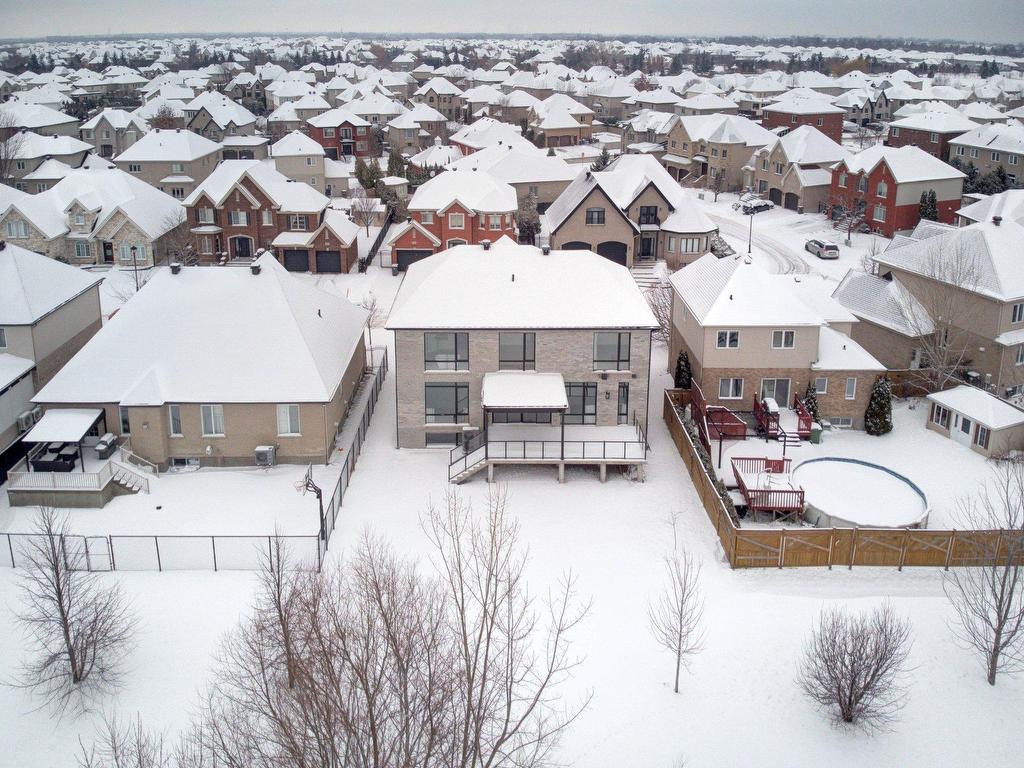 









7395


Rue Latouche

,
Brossard,




QC
J4Y3J8

