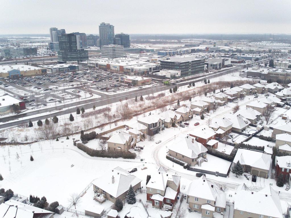 









7395


Rue Latouche

,
Brossard,




QC
J4Y3J8

