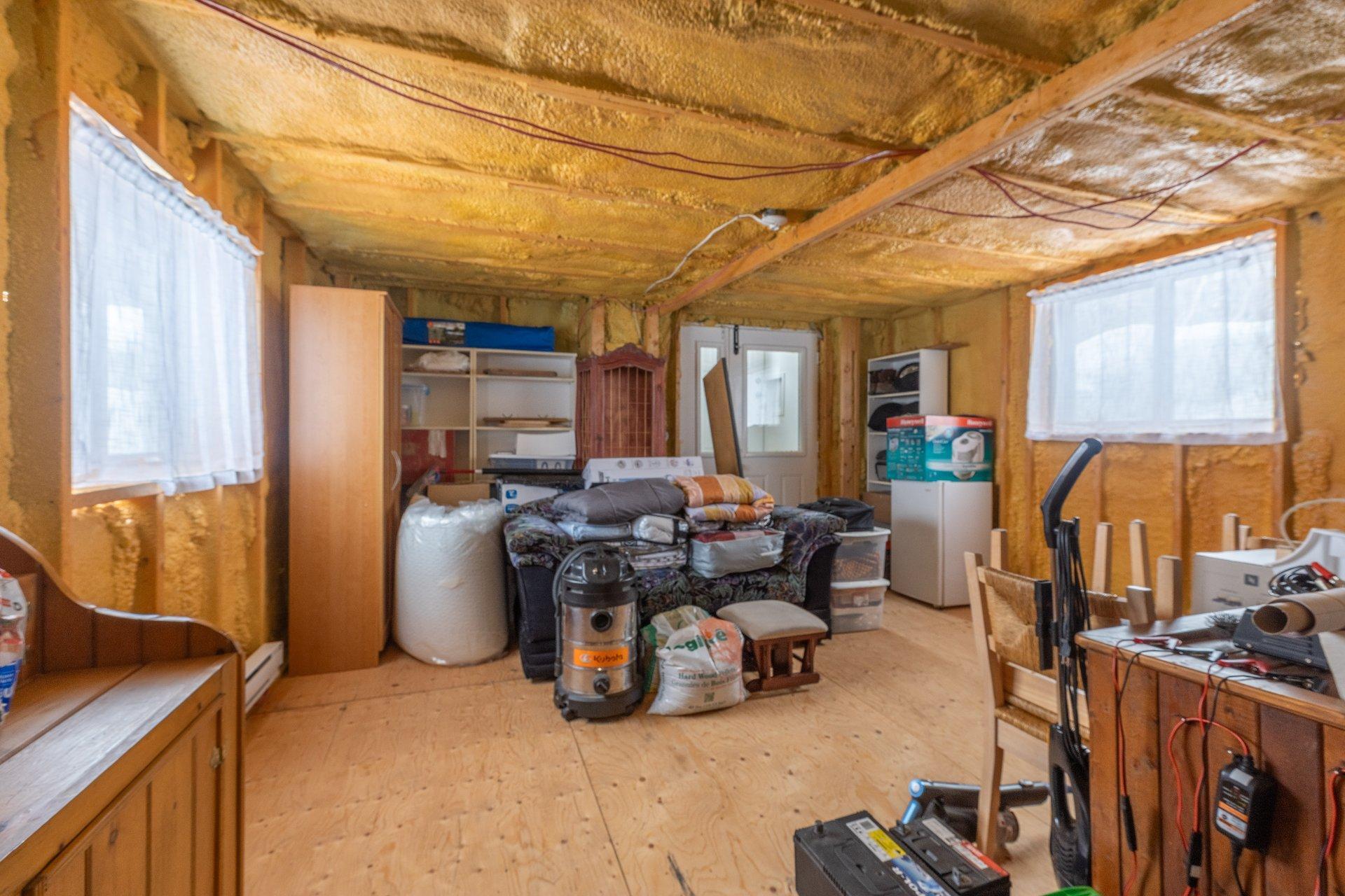 









1470


Ch. du Lac-St-Stanislas S.

,
Saint-Zénon,




QC
J0K3N0

