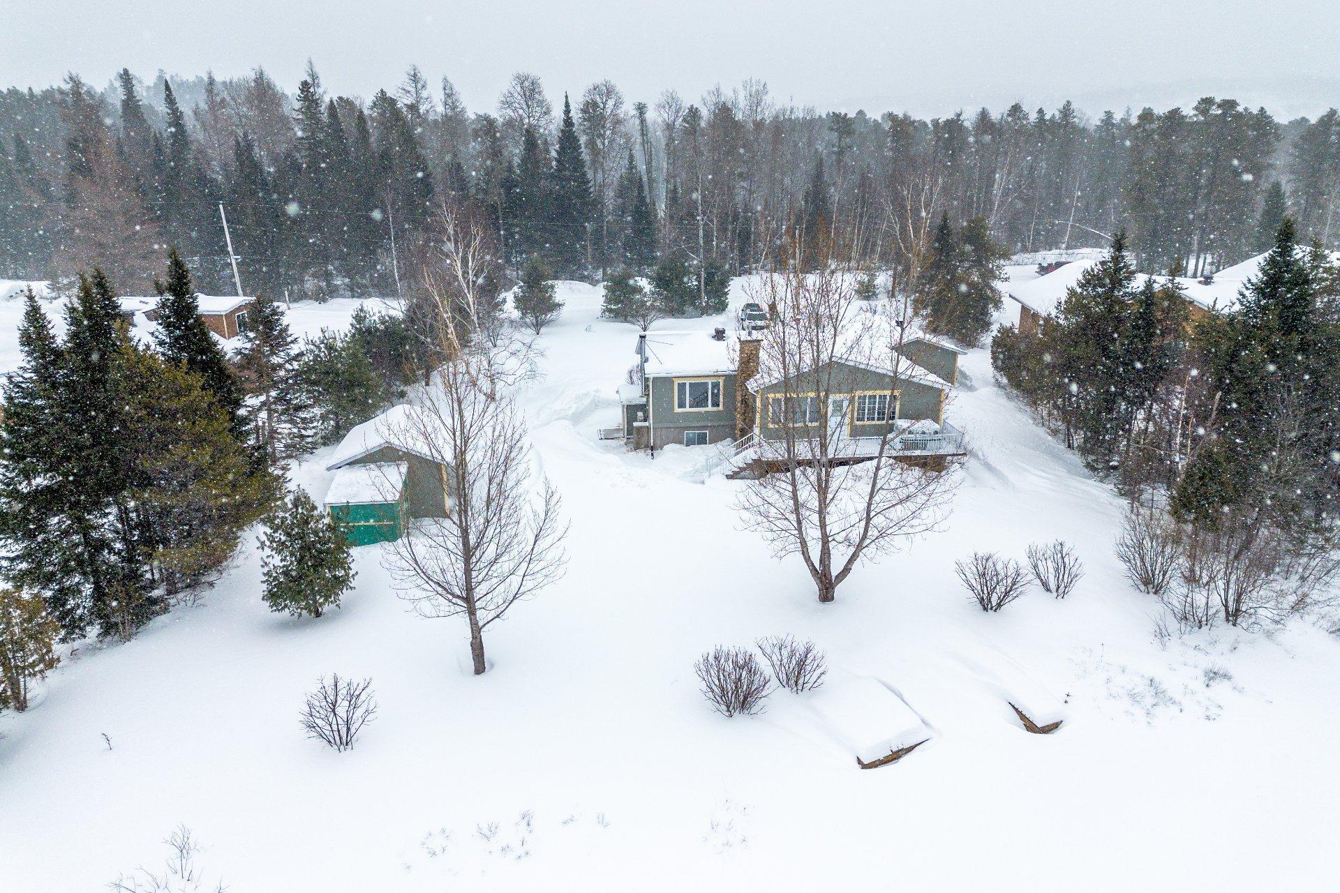 









1470


Ch. du Lac-St-Stanislas S.

,
Saint-Zénon,




QC
J0K3N0

