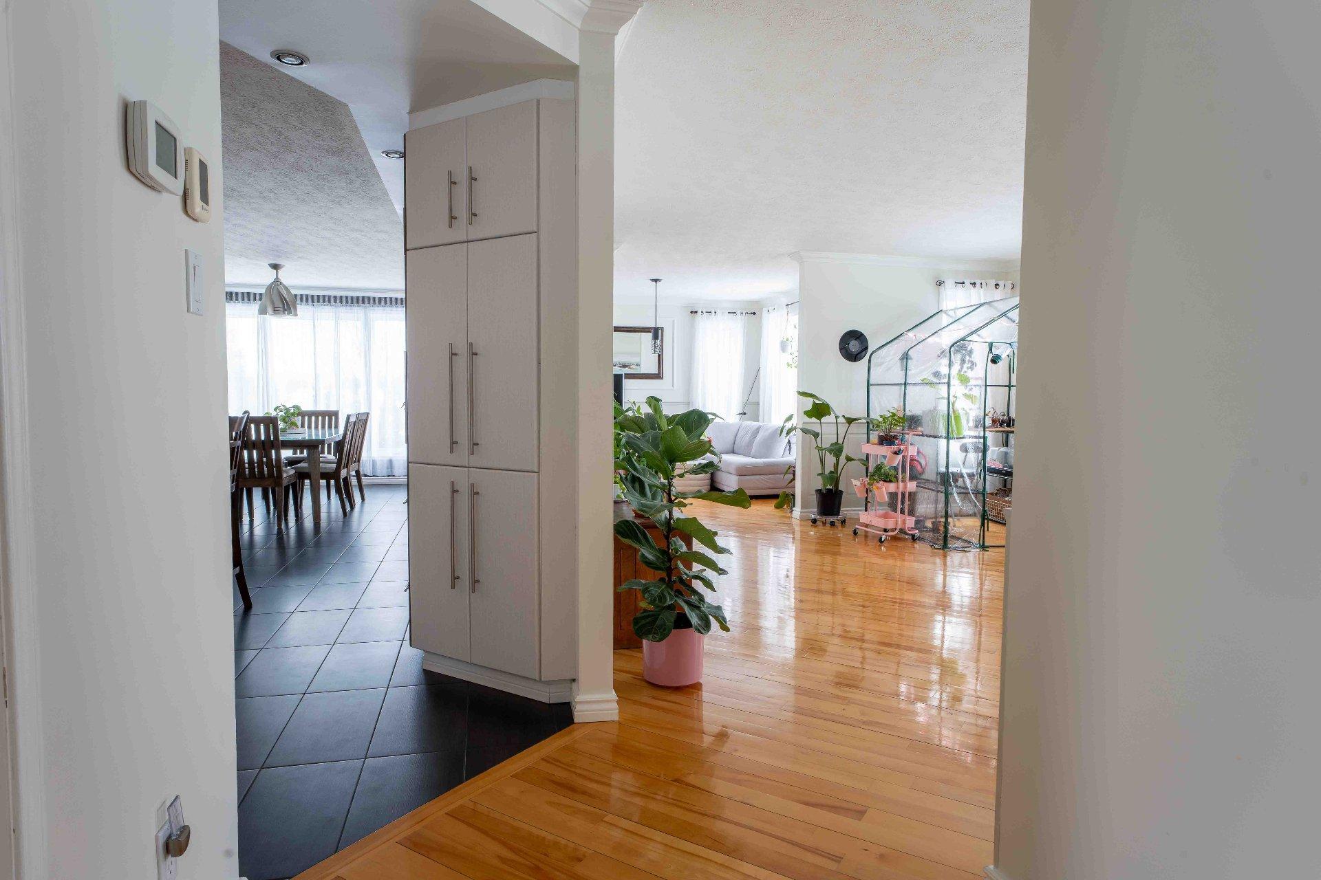 









790


Boul. Lemire O.

,
Drummondville,







QC
J2B8A9


