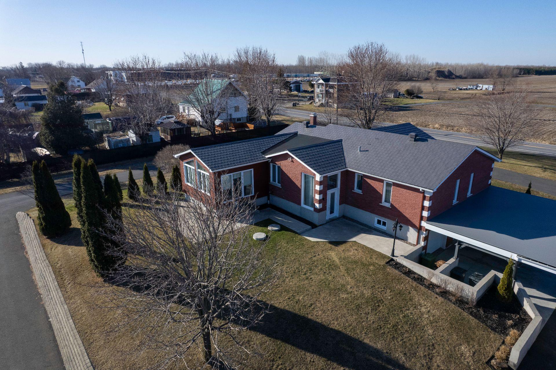 









790


Boul. Lemire O.

,
Drummondville,







QC
J2B8A9

