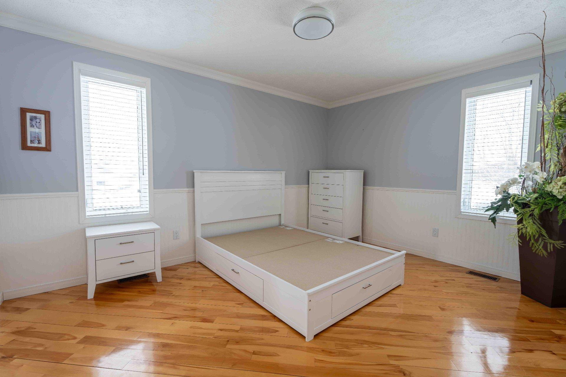 









790


Boul. Lemire O.

,
Drummondville,







QC
J2B8A9

