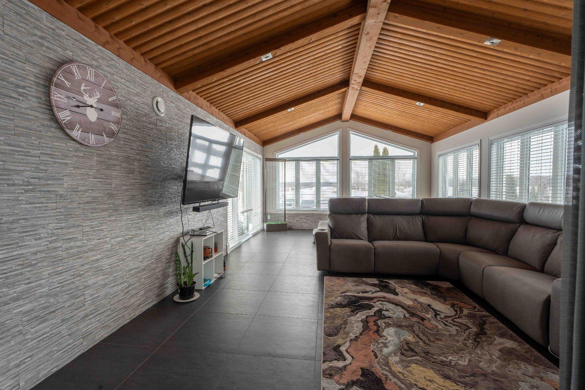 









790


Boul. Lemire O.

,
Drummondville,







QC
J2B8A9

