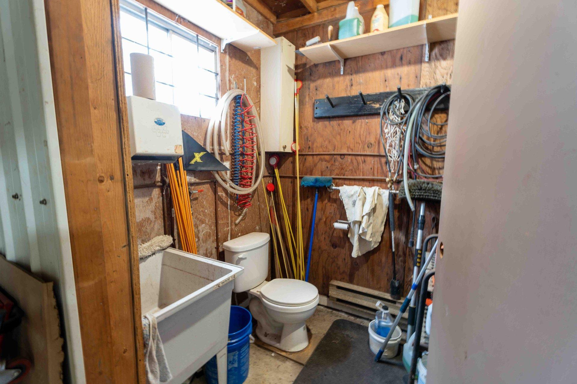 









790


Boul. Lemire O.

,
Drummondville,







QC
J2B8A9

