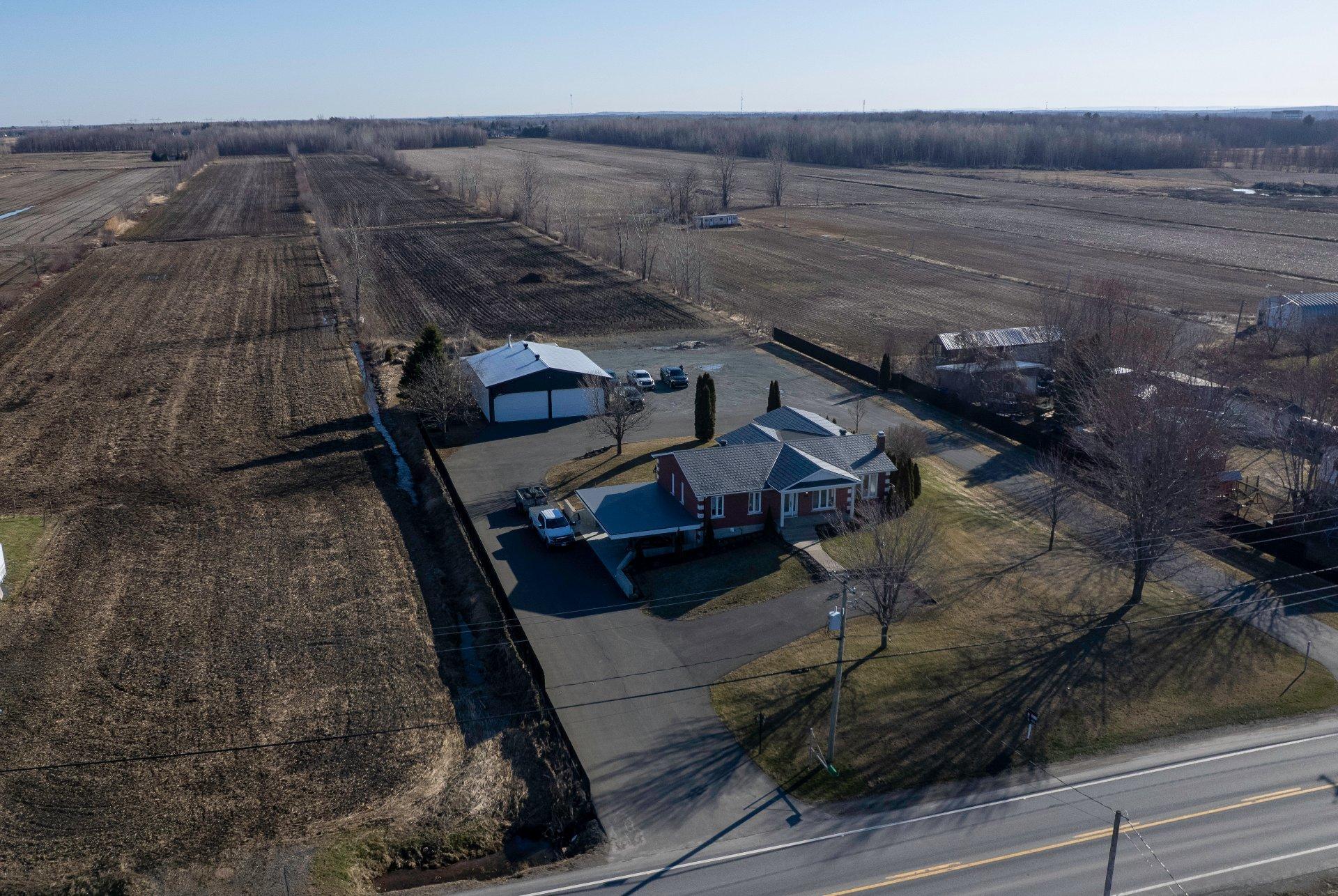 









790


Boul. Lemire O.

,
Drummondville,







QC
J2B8A9

