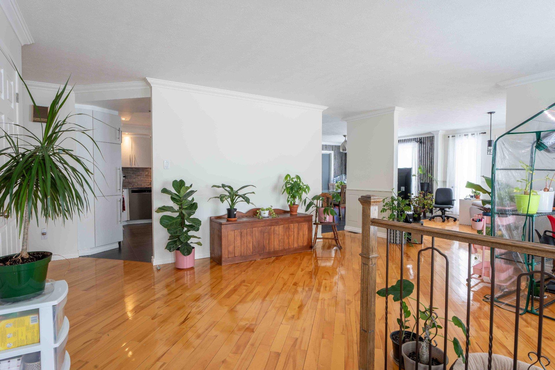 









790


Boul. Lemire O.

,
Drummondville,







QC
J2B8A9

