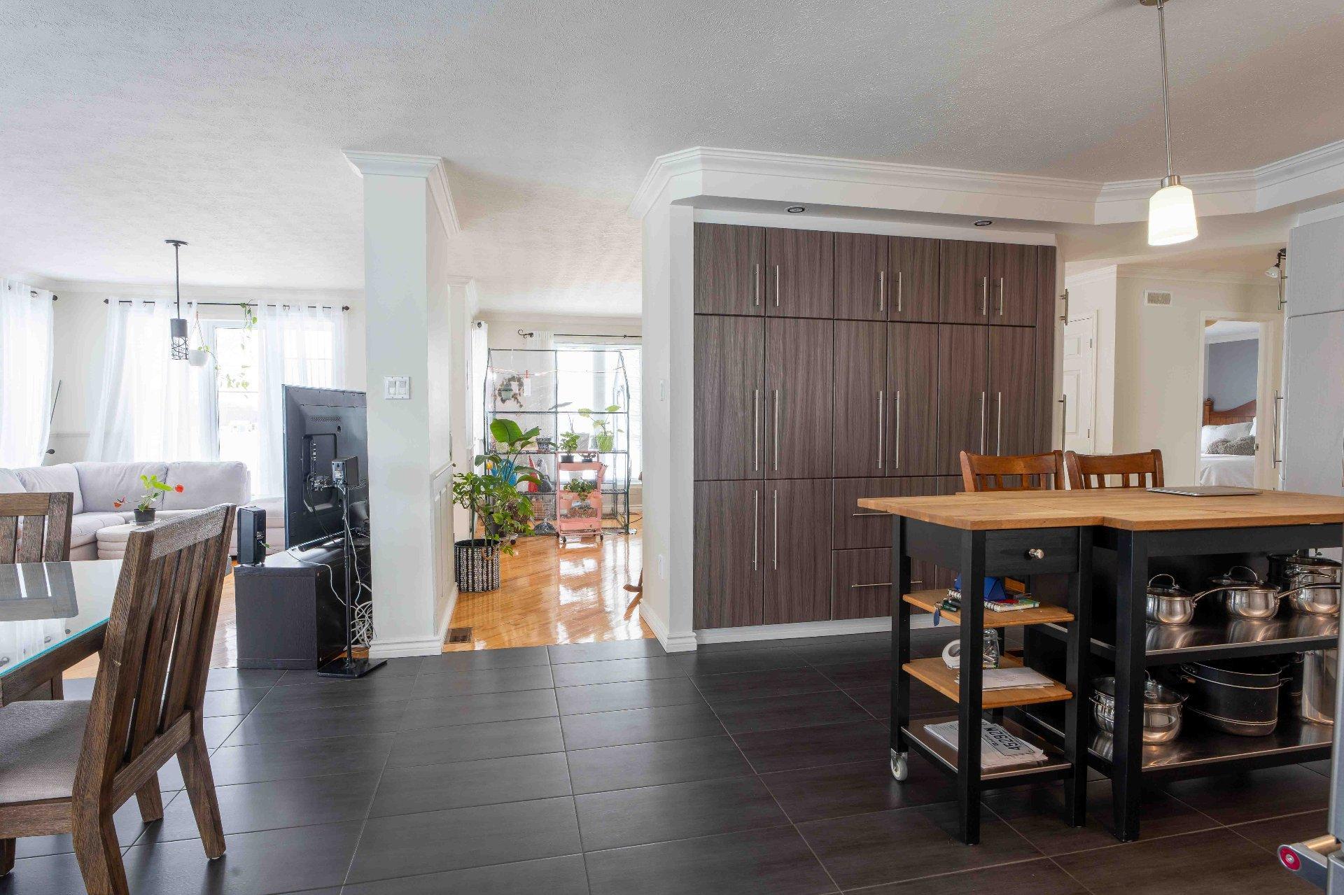 









790


Boul. Lemire O.

,
Drummondville,







QC
J2B8A9

