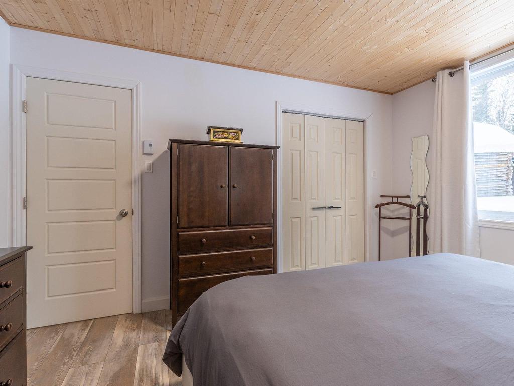 









100


Ch. du Domaine

,
Saint-Michel-des-Saints,




QC
J0K3B0


