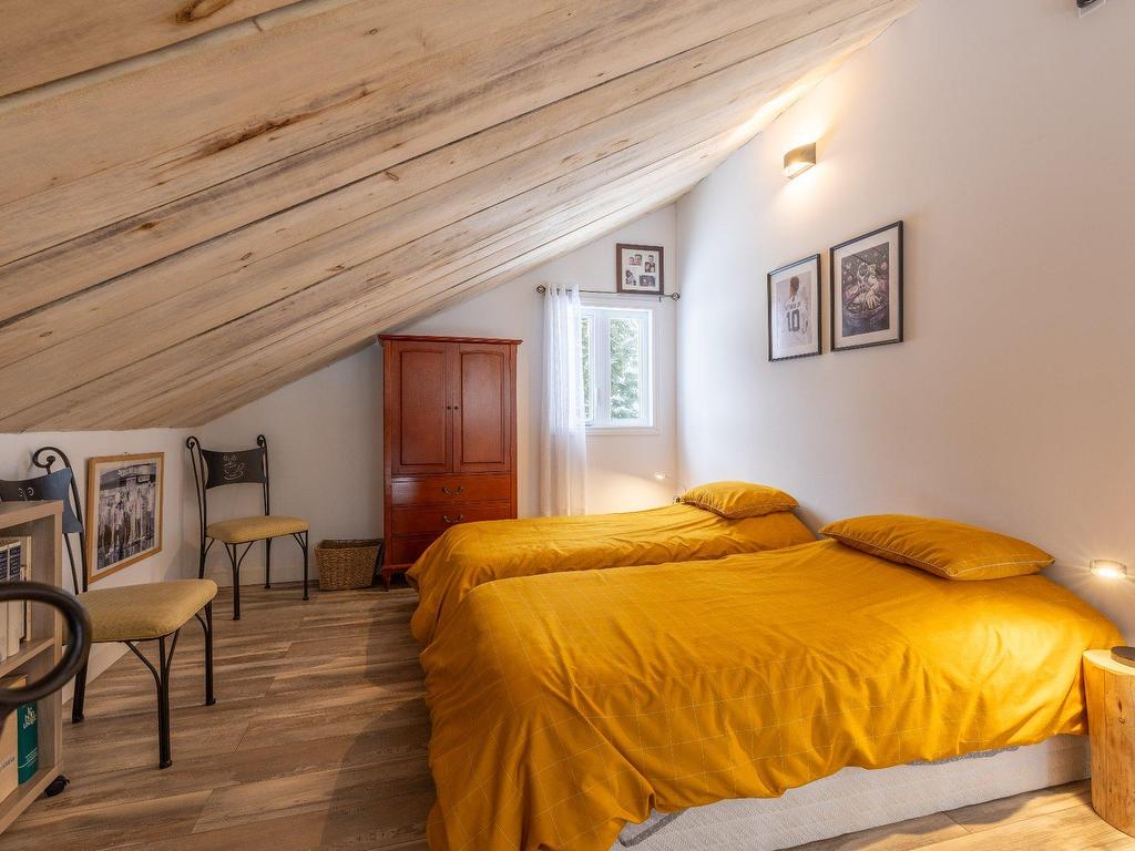 









100


Ch. du Domaine

,
Saint-Michel-des-Saints,




QC
J0K3B0

