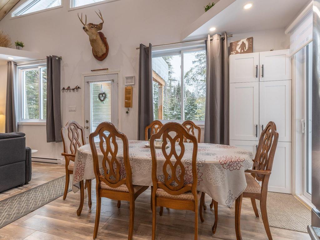 









100


Ch. du Domaine

,
Saint-Michel-des-Saints,




QC
J0K3B0

