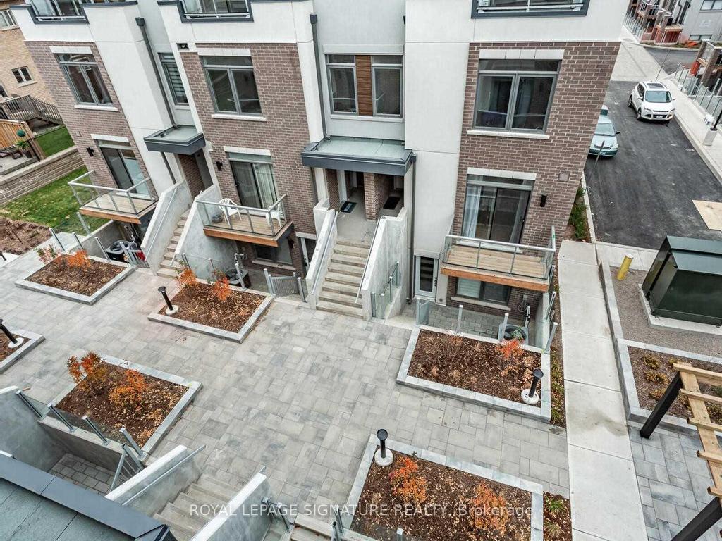 









3062


Sixth

Line, 342,
Oakville,




ON
L6M 4J9

