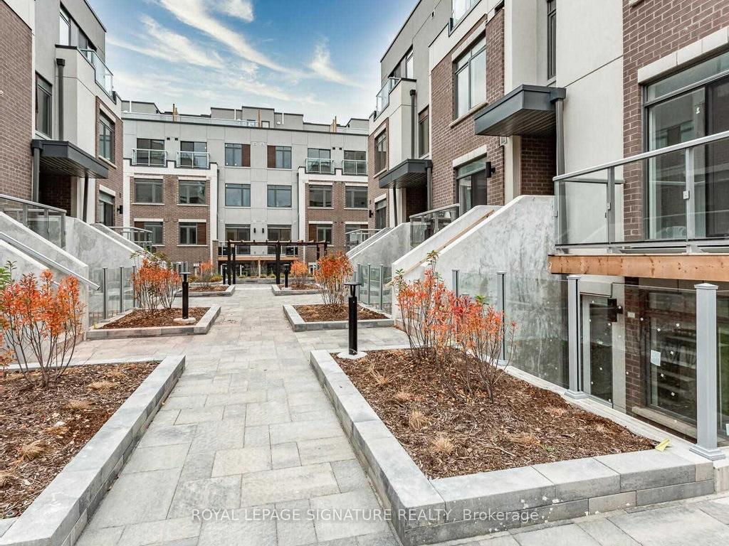 









3062


Sixth

Line, 342,
Oakville,




ON
L6M 4J9

