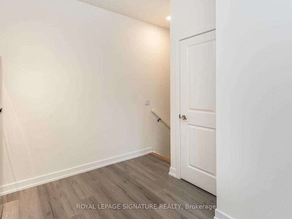 









3062


Sixth

Line, 342,
Oakville,




ON
L6M 4J9

