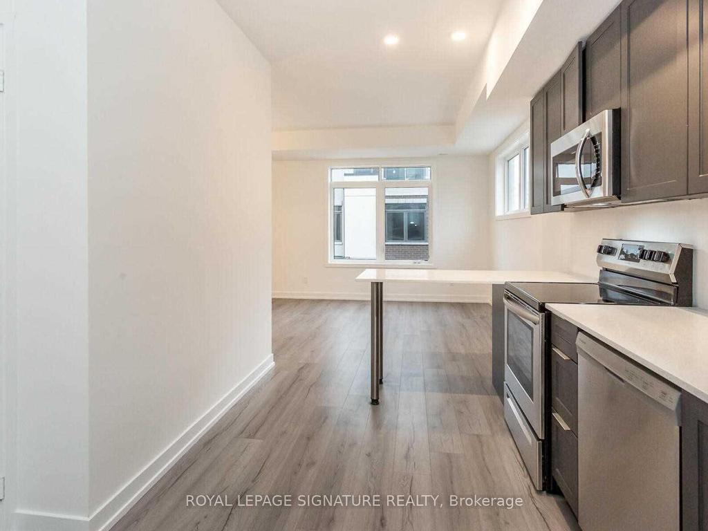 









3062


Sixth

Line, 342,
Oakville,




ON
L6M 4J9

