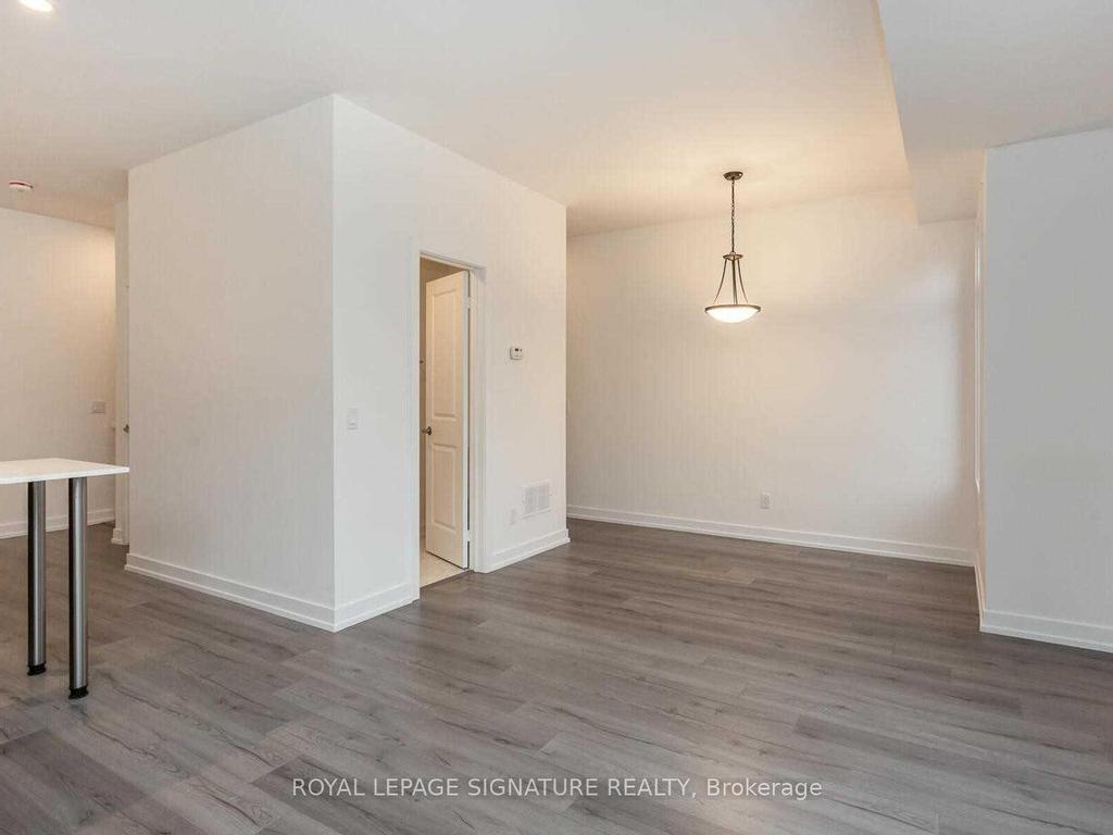 









3062


Sixth

Line, 342,
Oakville,




ON
L6M 4J9

