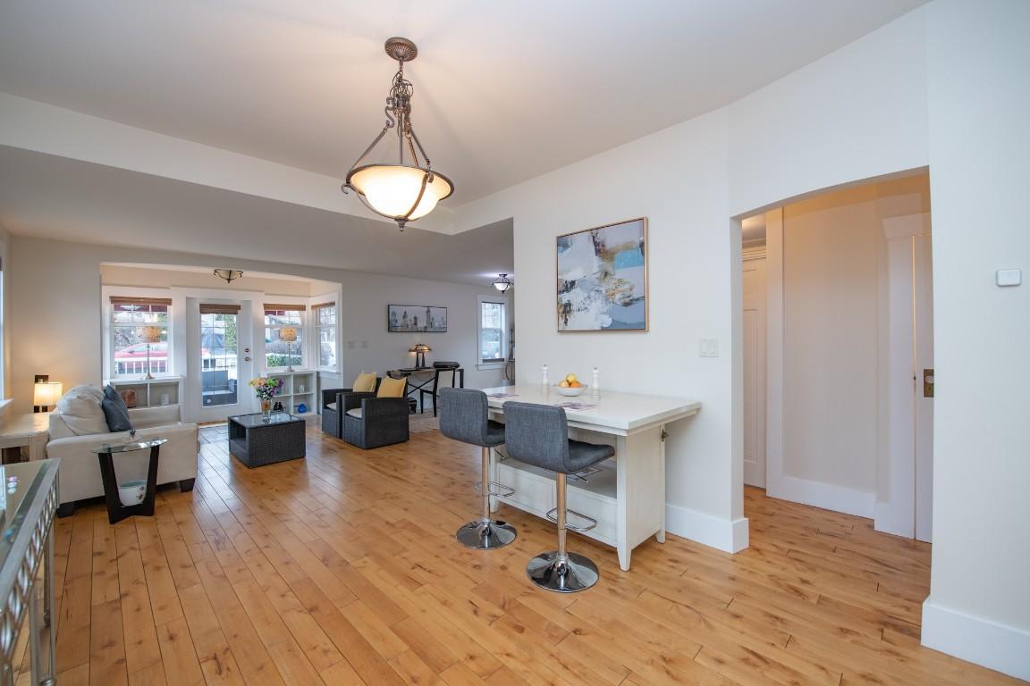 









2402


35

Avenue,
Vernon,




BC
V1T 2S4

