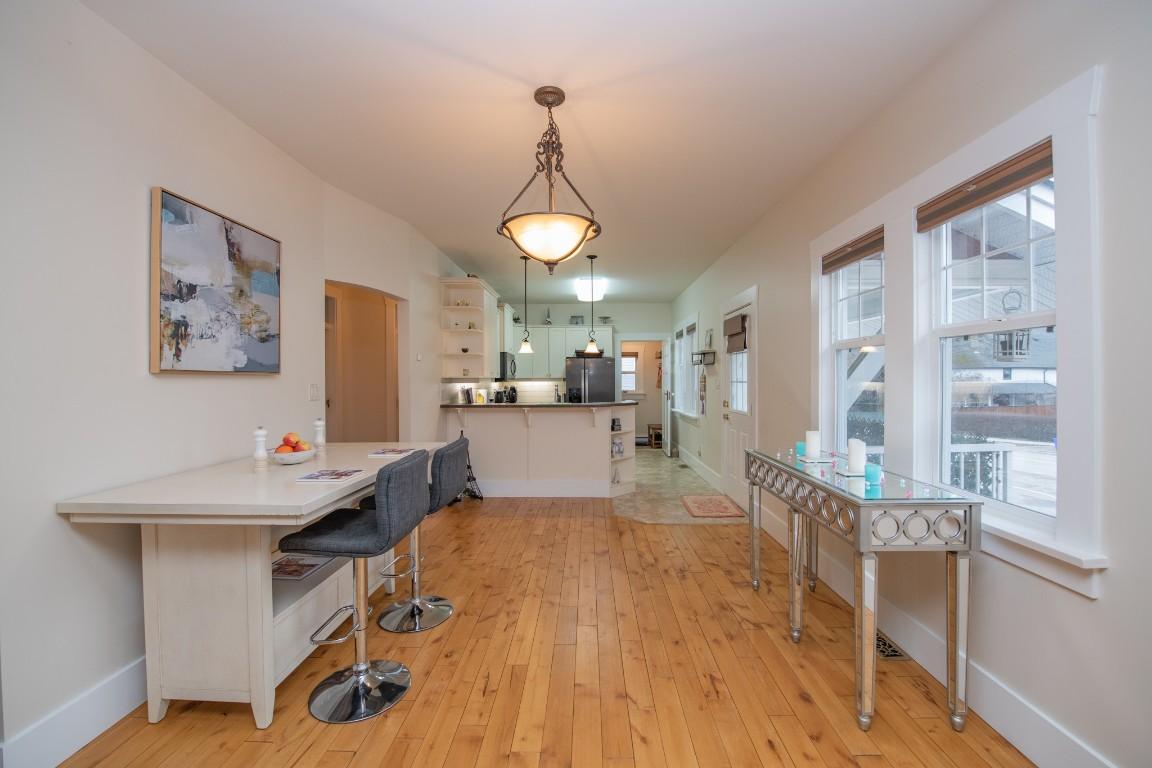 









2402


35

Avenue,
Vernon,




BC
V1T 2S4

