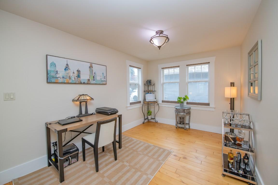 









2402


35

Avenue,
Vernon,




BC
V1T 2S4

