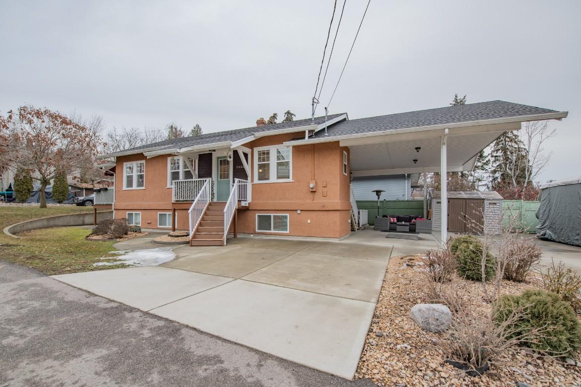 









2402


35

Avenue,
Vernon,




BC
V1T 2S4

