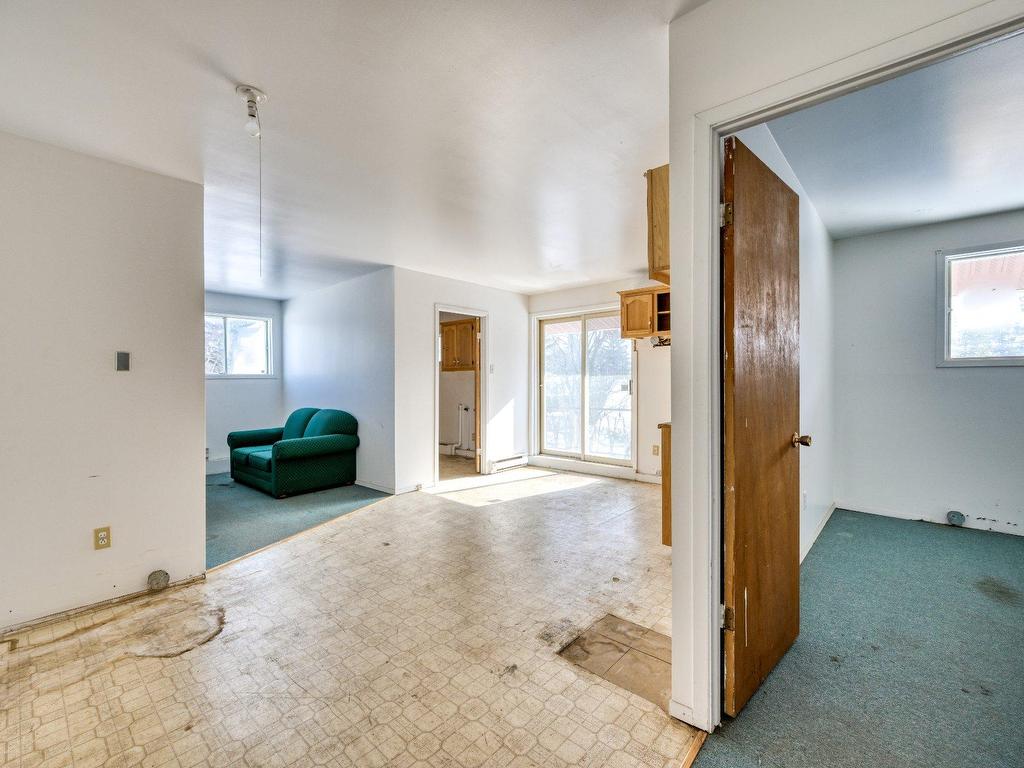 









4222


Mtée Gagnon

,
Terrebonne (Terrebonne),




QC
J6Y1K9

