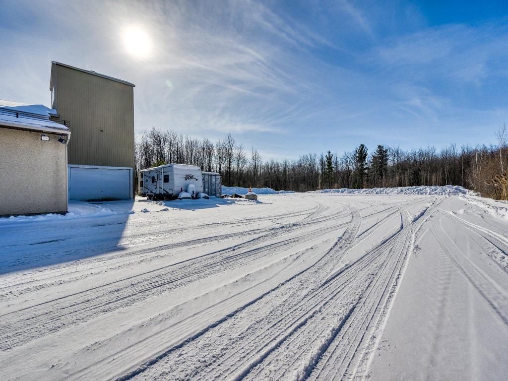 









4222


Mtée Gagnon

,
Terrebonne (Terrebonne),




QC
J6Y1K9

