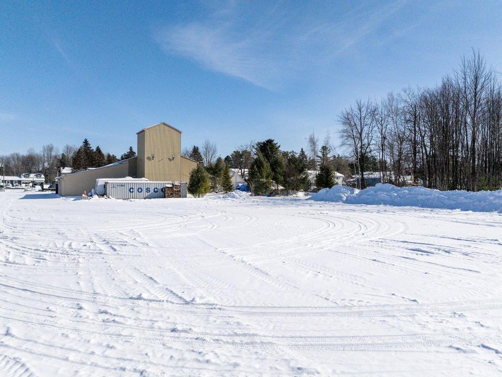 









4222


Mtée Gagnon

,
Terrebonne (Terrebonne),




QC
J6Y1K9

