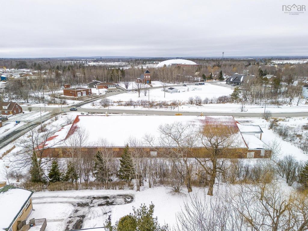












31 Highway 277

,
East Hants,




NS
B2S 1S4

