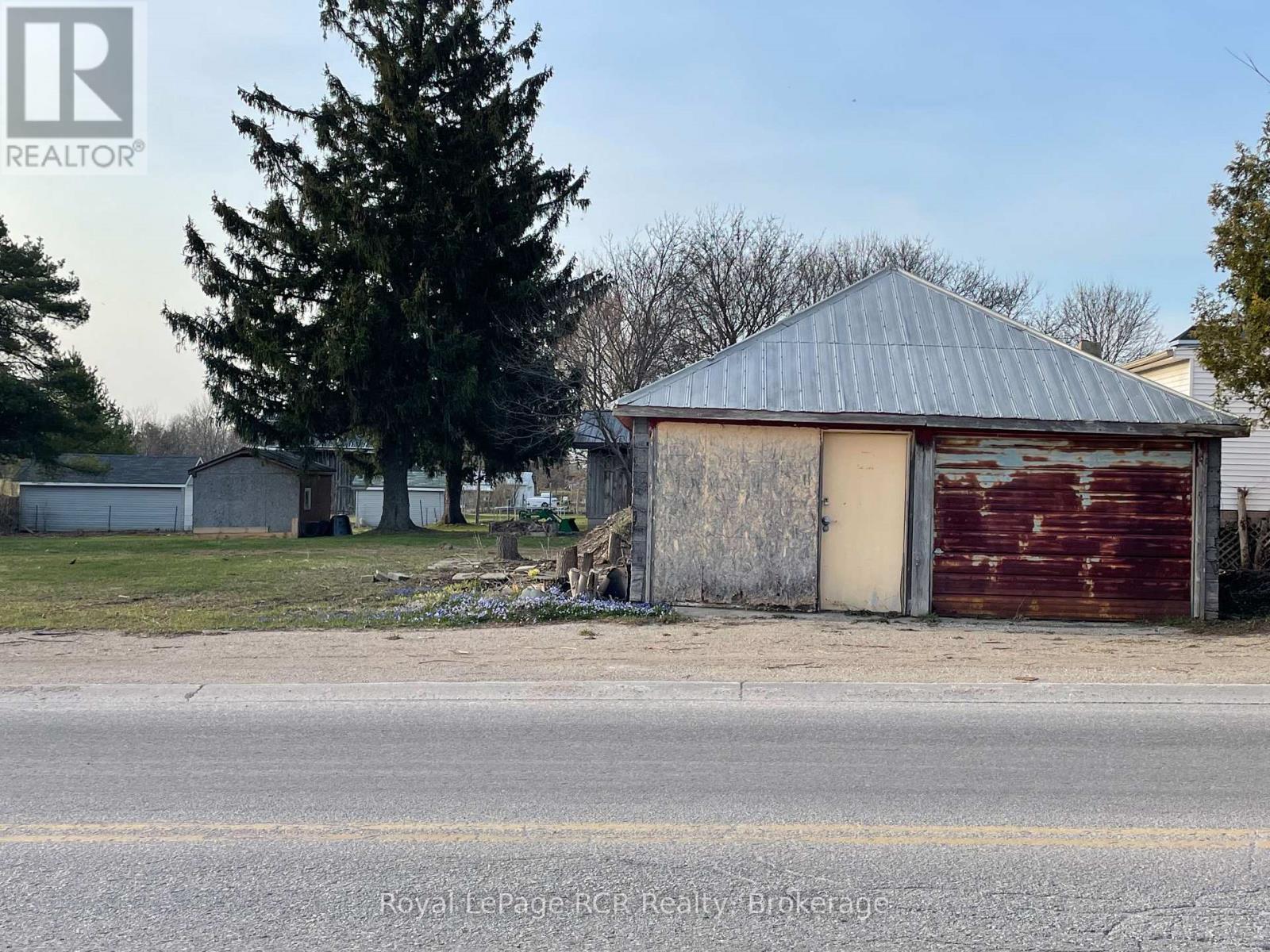 












136188 GREY RD 40

,
Chatsworth,




Ontario
N0H1K0

