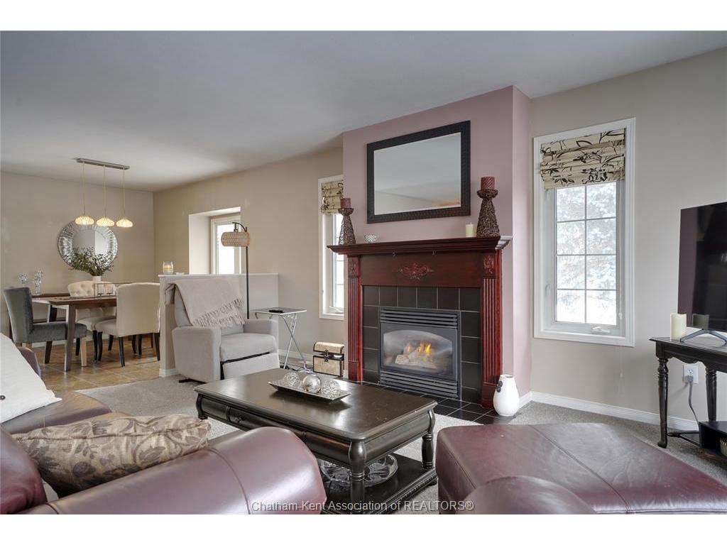 









59


Blossom

Place,
Chatham,




ON
N7L 5L4

