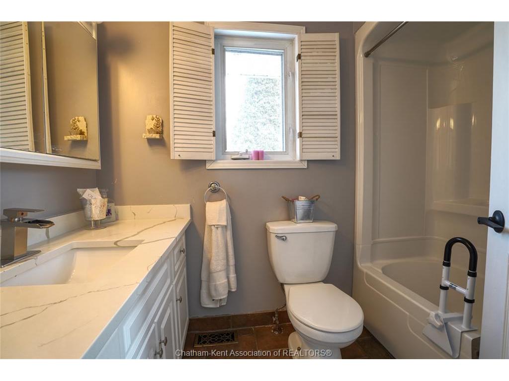 









59


Blossom

Place,
Chatham,




ON
N7L 5L4

