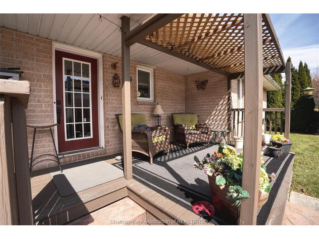 









59


Blossom

Place,
Chatham,




ON
N7L 5L4

