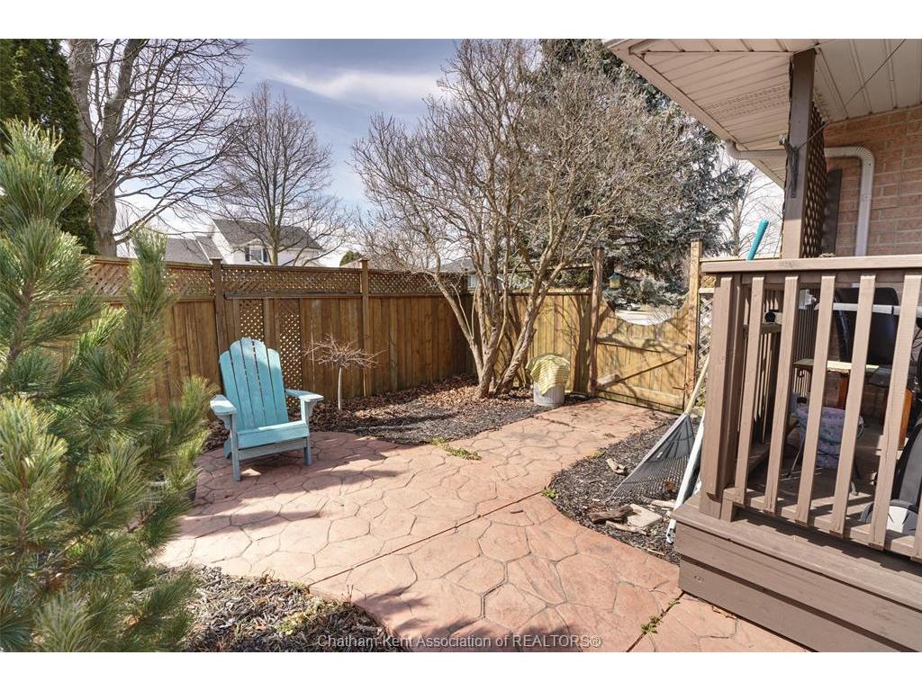 









59


Blossom

Place,
Chatham,




ON
N7L 5L4

