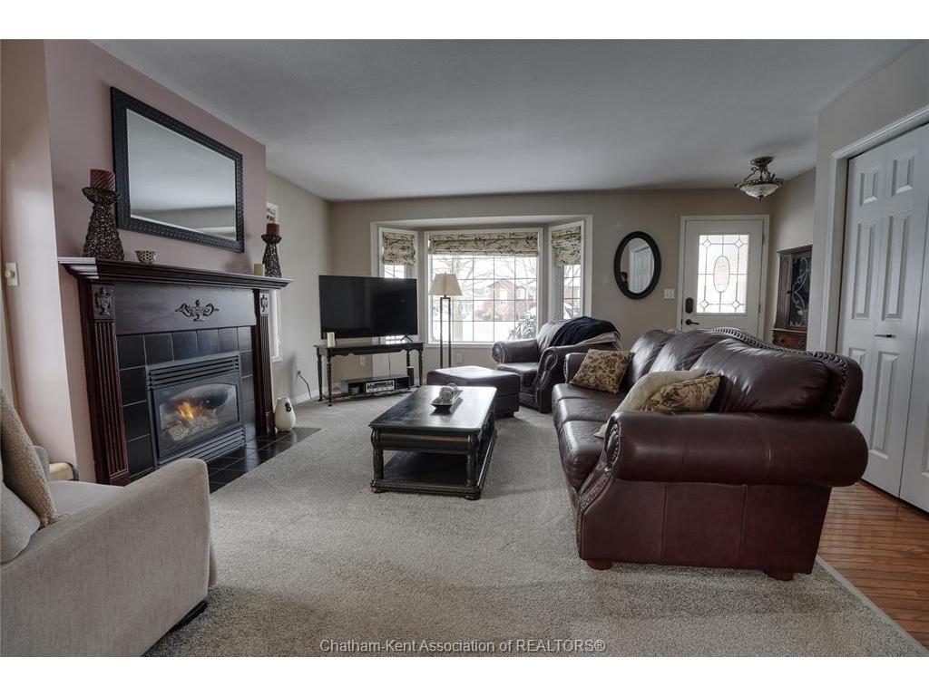 









59


Blossom

Place,
Chatham,




ON
N7L 5L4

