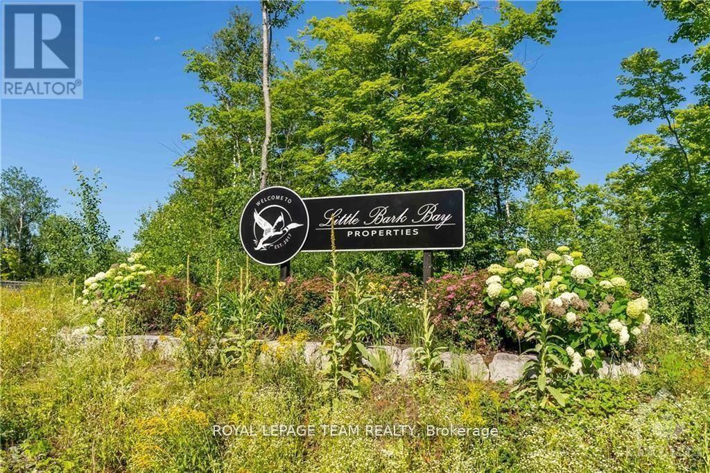 












LOT 17 BARK BAY TRAIL

,
Madawaska Valley,







Ontario
K0J1B0

