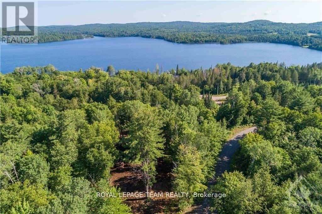 












LOT 17 BARK BAY TRAIL

,
Madawaska Valley,







Ontario
K0J1B0

