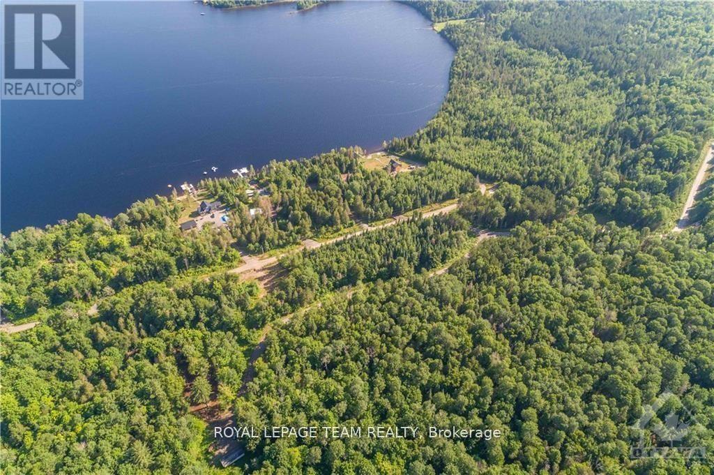 












LOT 17 BARK BAY TRAIL

,
Madawaska Valley,







Ontario
K0J1B0

