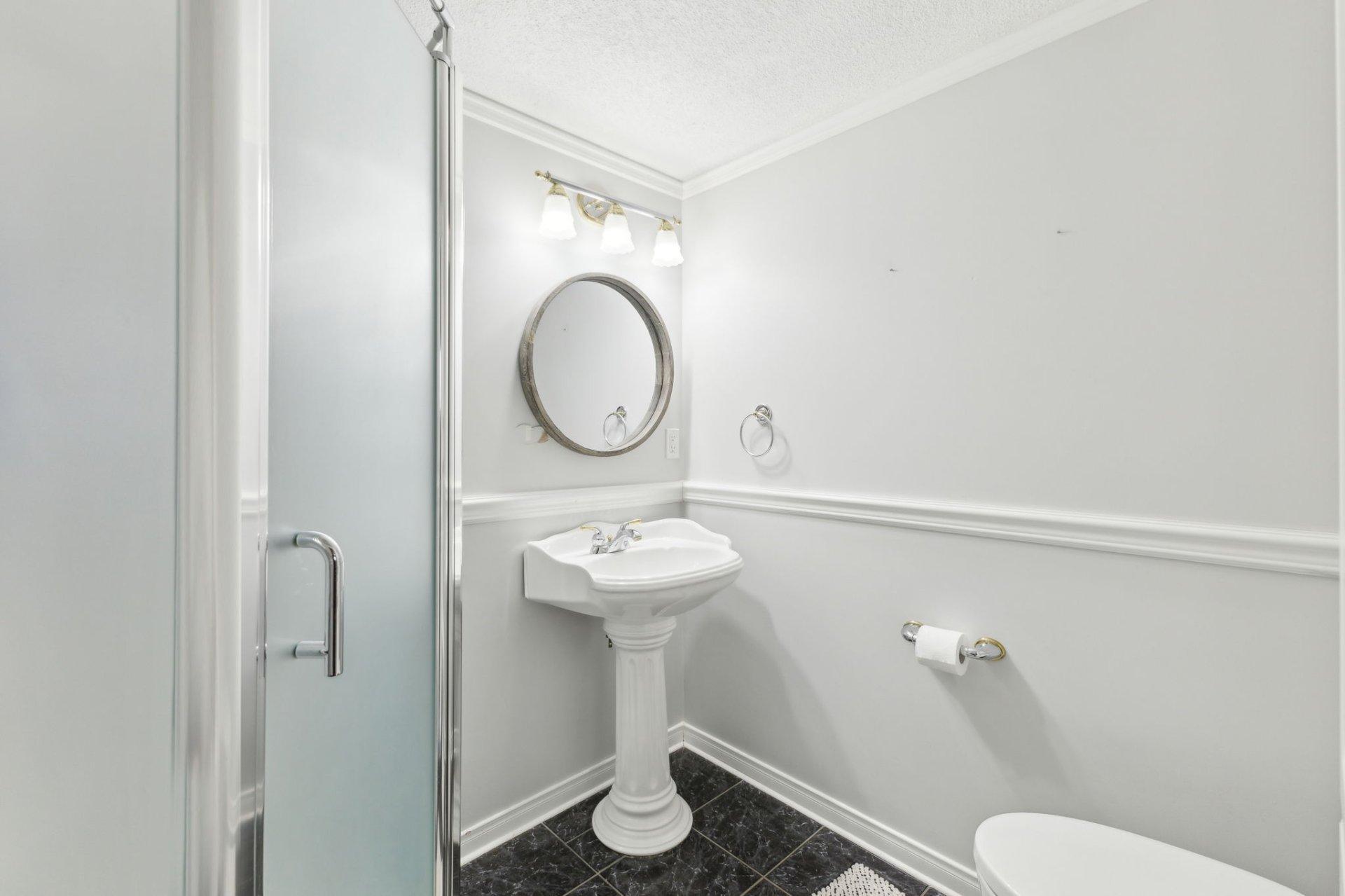 









79


Rue Bocage

,
Gatineau (Gatineau),




QC
J8T5W5

