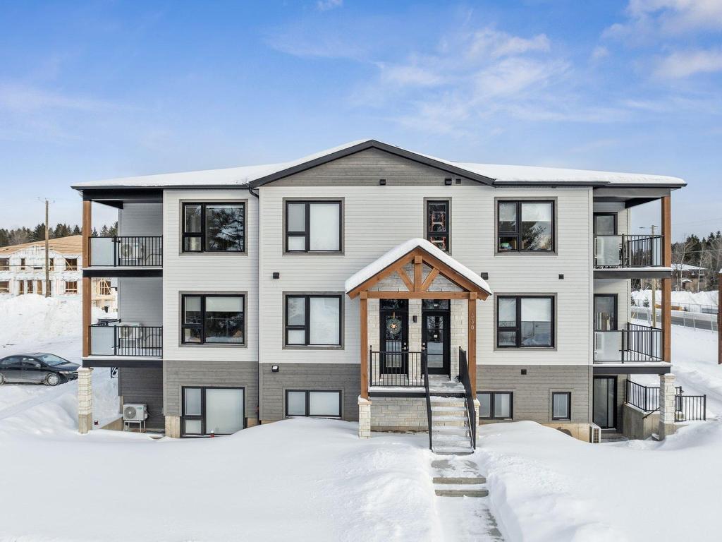 









610


Rue du Ruisseau

, 102,
Mont-Tremblant,




QC
J8E0S6

