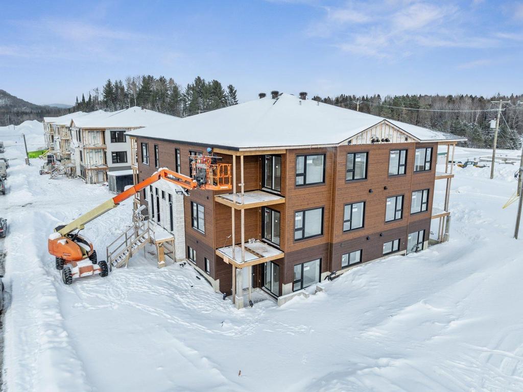 









610


Rue du Ruisseau

, 102,
Mont-Tremblant,




QC
J8E0S6


