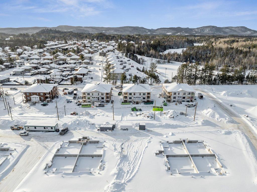 









610


Rue du Ruisseau

, 102,
Mont-Tremblant,




QC
J8E0S6

