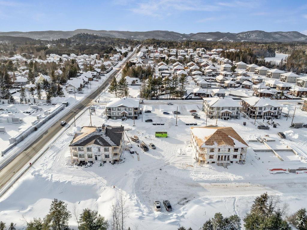 









610


Rue du Ruisseau

, 102,
Mont-Tremblant,




QC
J8E0S6

